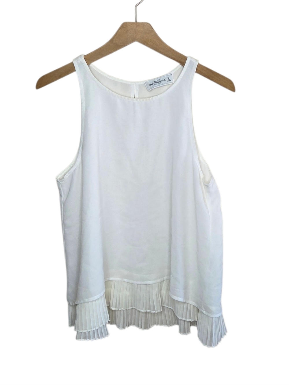 Abercrombie & Fitch Ivory Sleeveless Chiffon Pleated Ruffle Hem Tank Size Medium